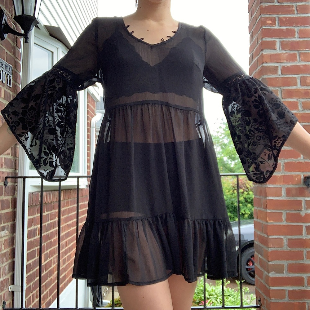 Black Lacey Chiffon Dress (Transparent) Size S